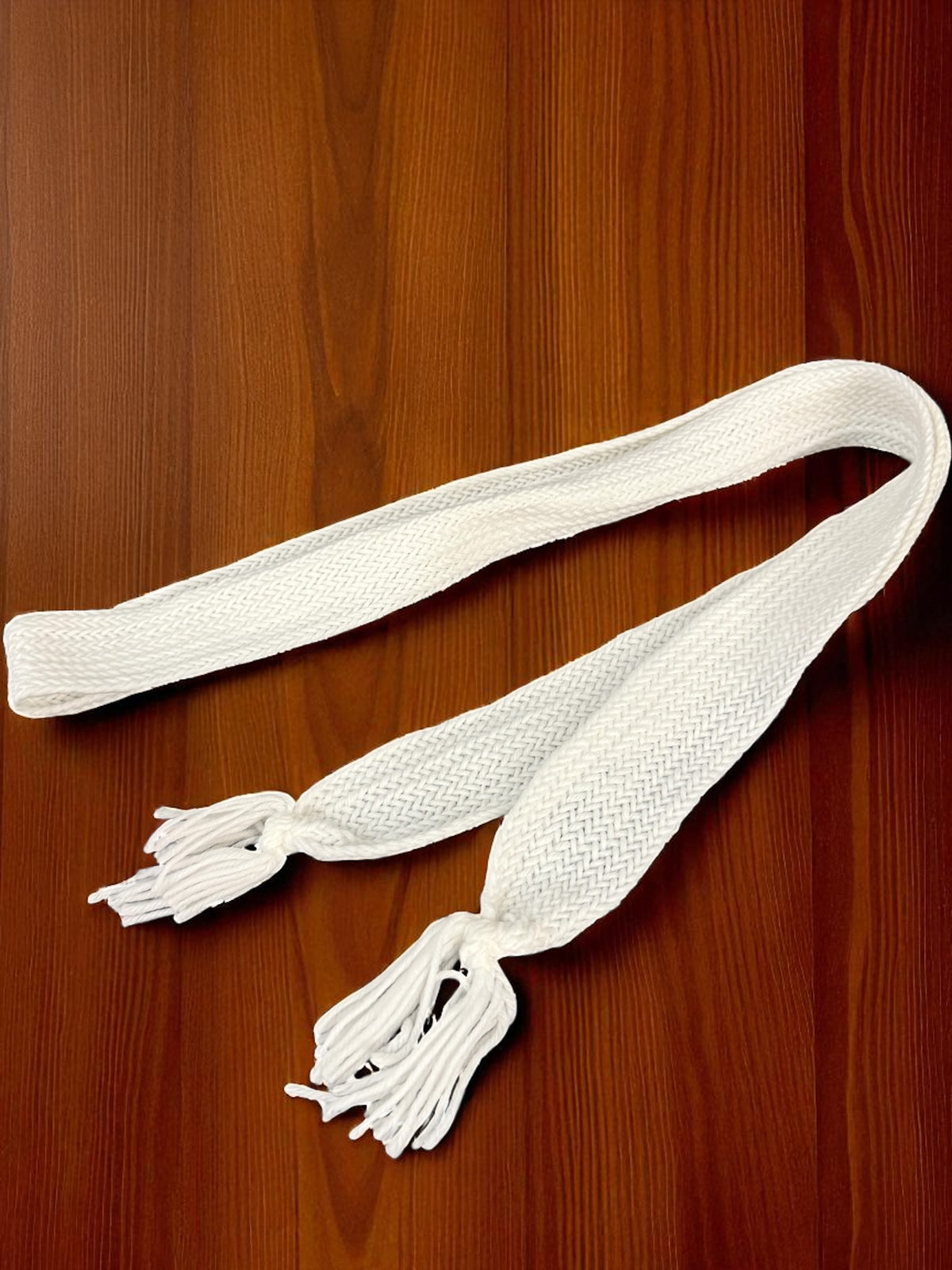 Hand-Woven White Cotton Waist Cord with Tassel Ends – Traditional Men’s Tunban Tie 2” x 64”