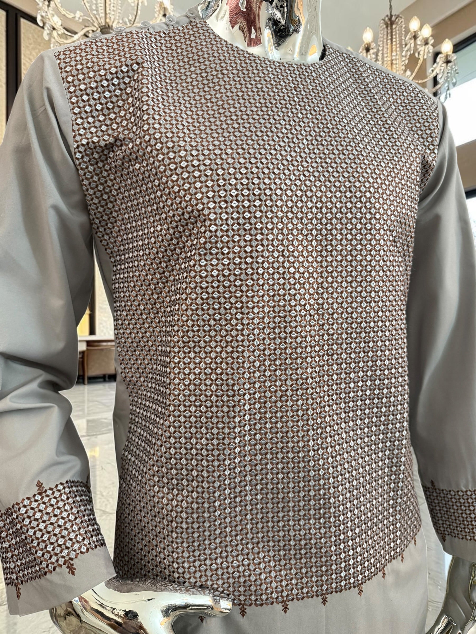 Medium Men’s Light Gray Parahan Tumban with Brown Embroidery – Afghan Traditional Outfit