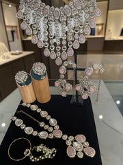 Luxury 6-Piece Blush Pink Indian Bridal Jewelry Set – Kundan Necklace, Earrings, Sheeshphool, Nath & 2 Adjustable Rings | Brass Alloy | 2 Gift Boxes 6063