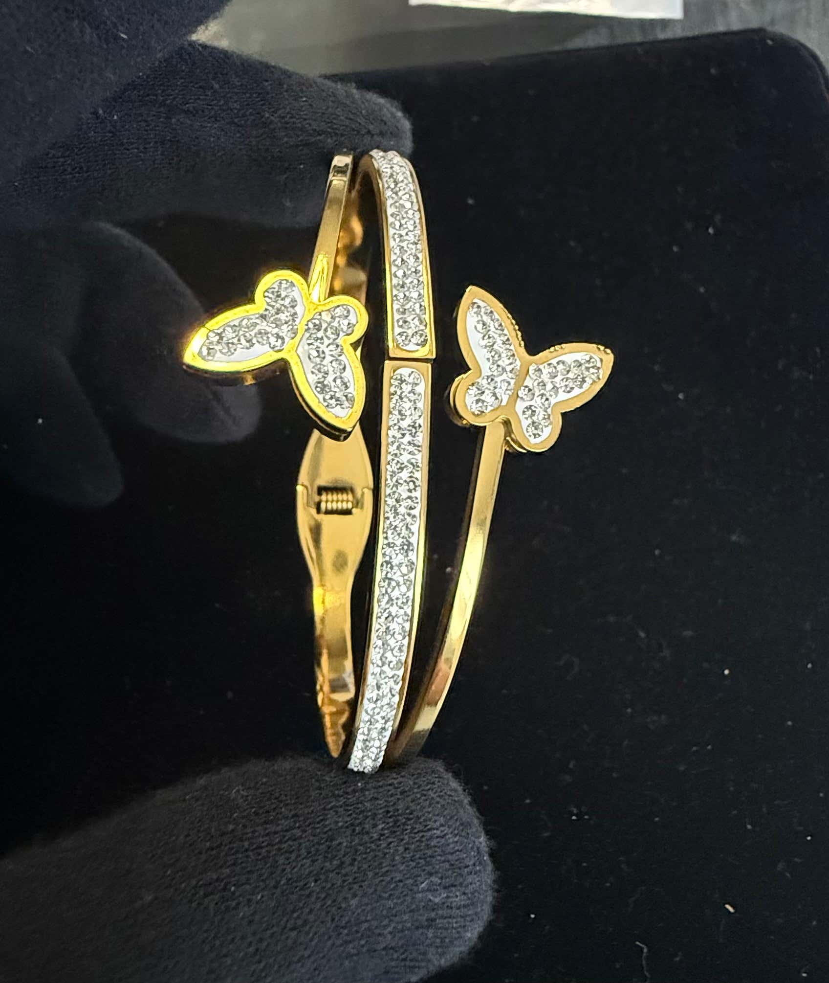 Gold-Tone Crystal Butterfly Stretch-Open Bangle Bracelet 8056