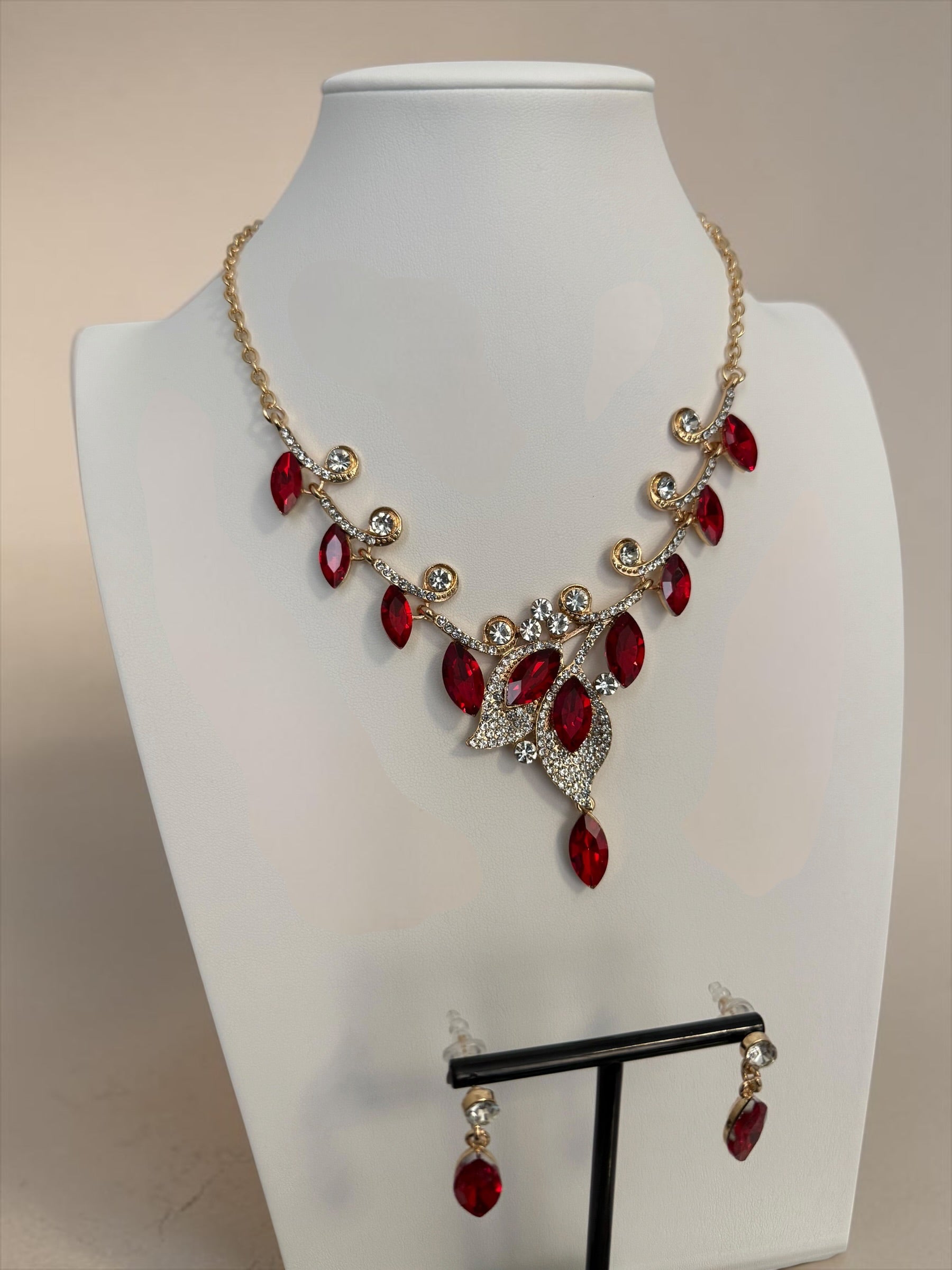 Women’s Crystal Leaf Necklace & Earrings Set – 4 Colors