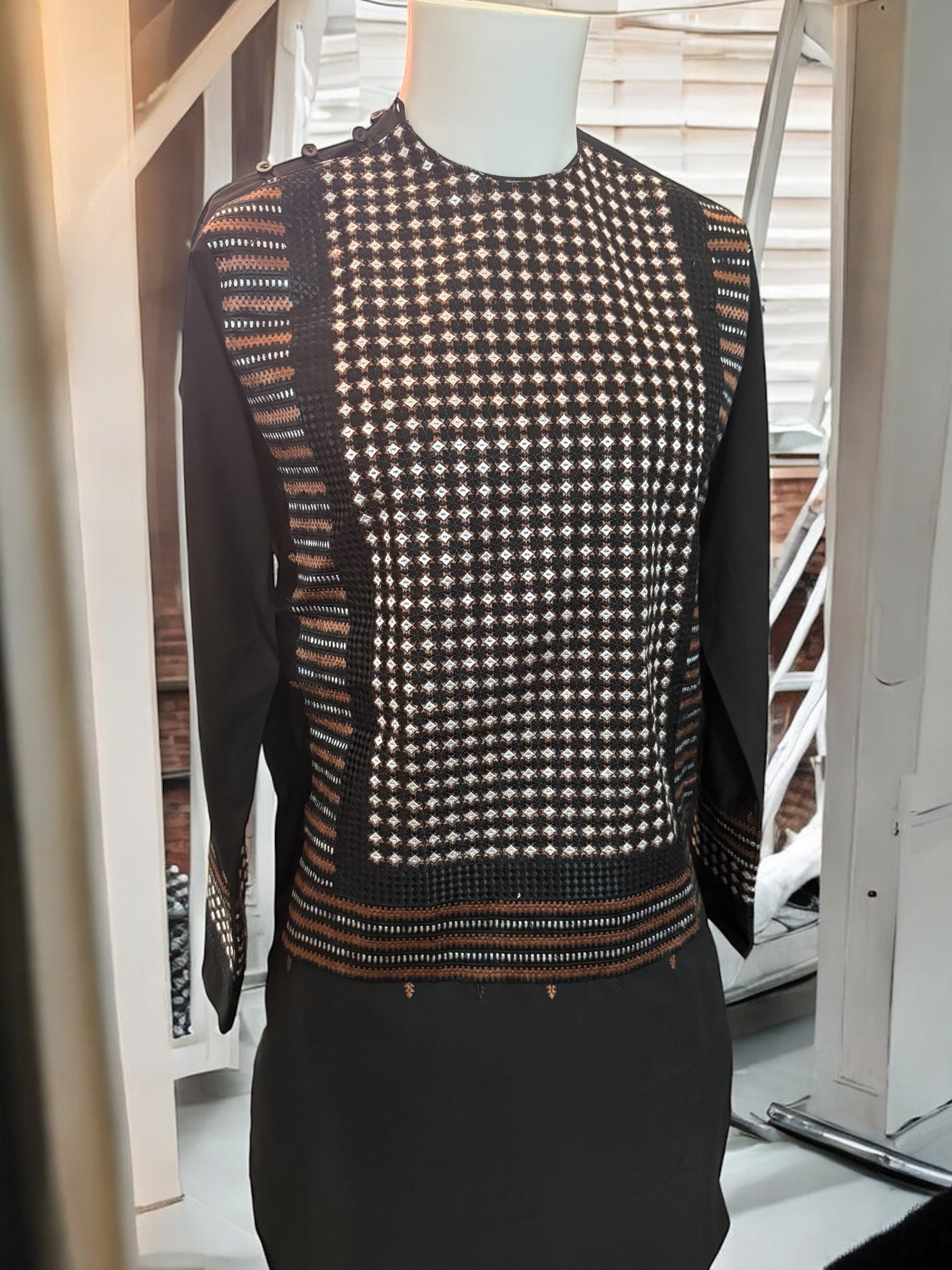 Black Afghan Parahan Tunban for Men with Machine Khamakdozi – X-Small (Defect / Sale)