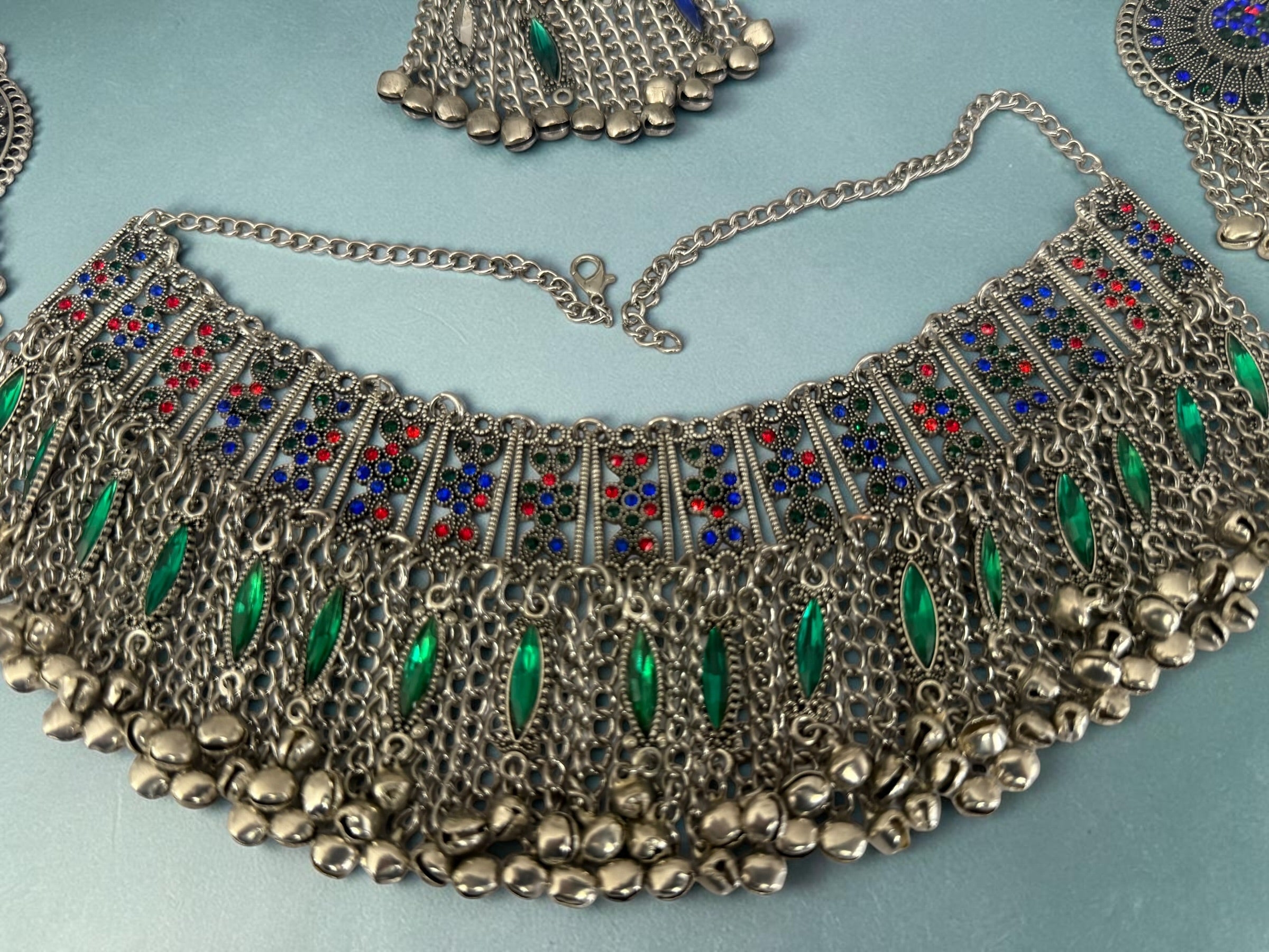 Traditional Afghan Jewelry Set for Women – 4-Piece Vintage Boho Necklace, Earrings & Maang Tikka | Tribal Kuchi Style Statement Jewelry 011 small defect