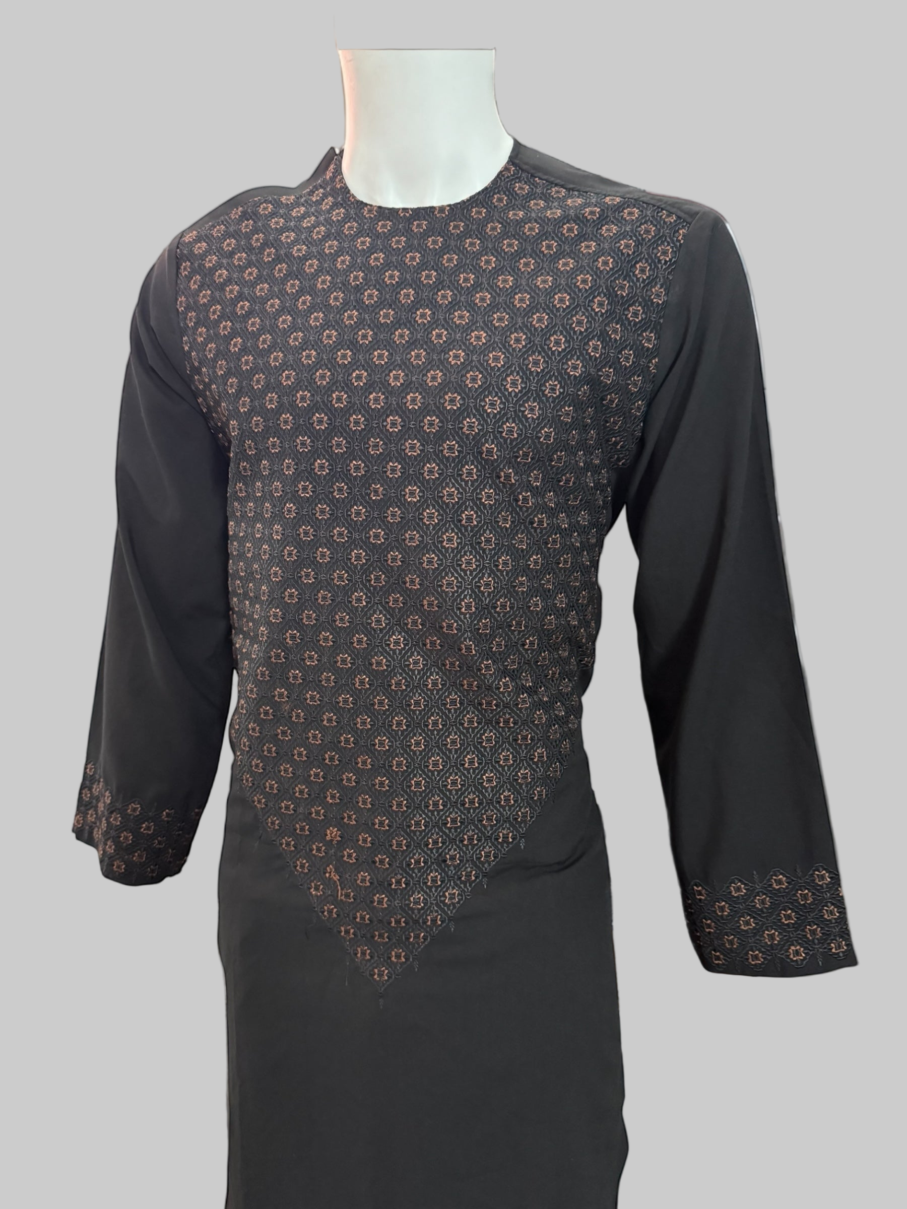 Men’s Black Parahan Tumban with Brown Khamak Embellishment – Traditional Afghan Design – Small Size