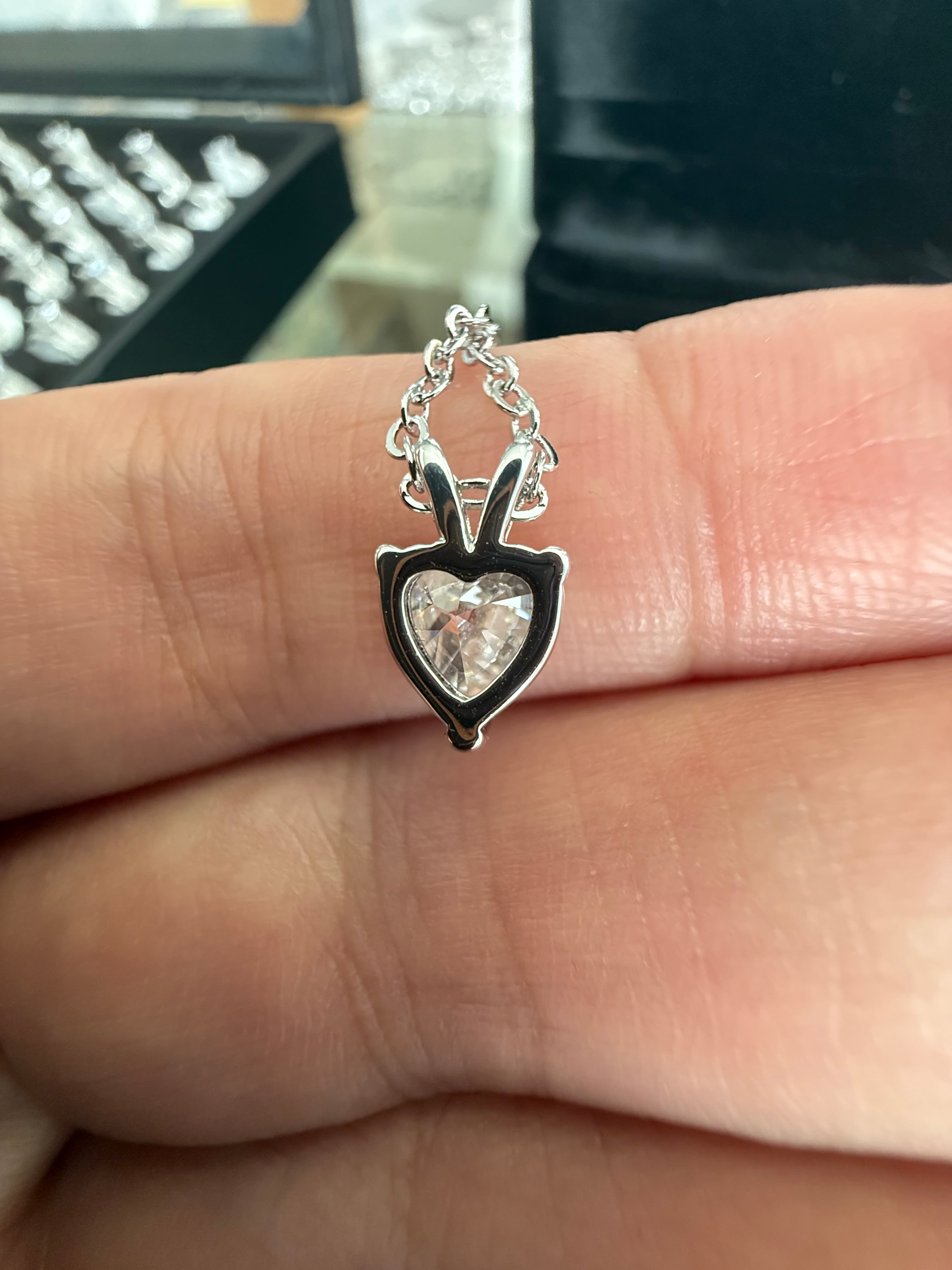 1 Carat Heart Cut Moissanite Pendant Necklace – Silver Tone Solitaire Necklace with GRA Certificate & Jewelry Box 7063