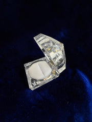 Clear Crystal Diamond-Shaped Ring Box with Velvet Insert – Luxury Engagement & Wedding Ring Display Case 7003