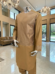Large Honey Brown Afghan Parahan Tumban with Matching Khamak-Style Machine Embroidery – Men’s Traditional Wear