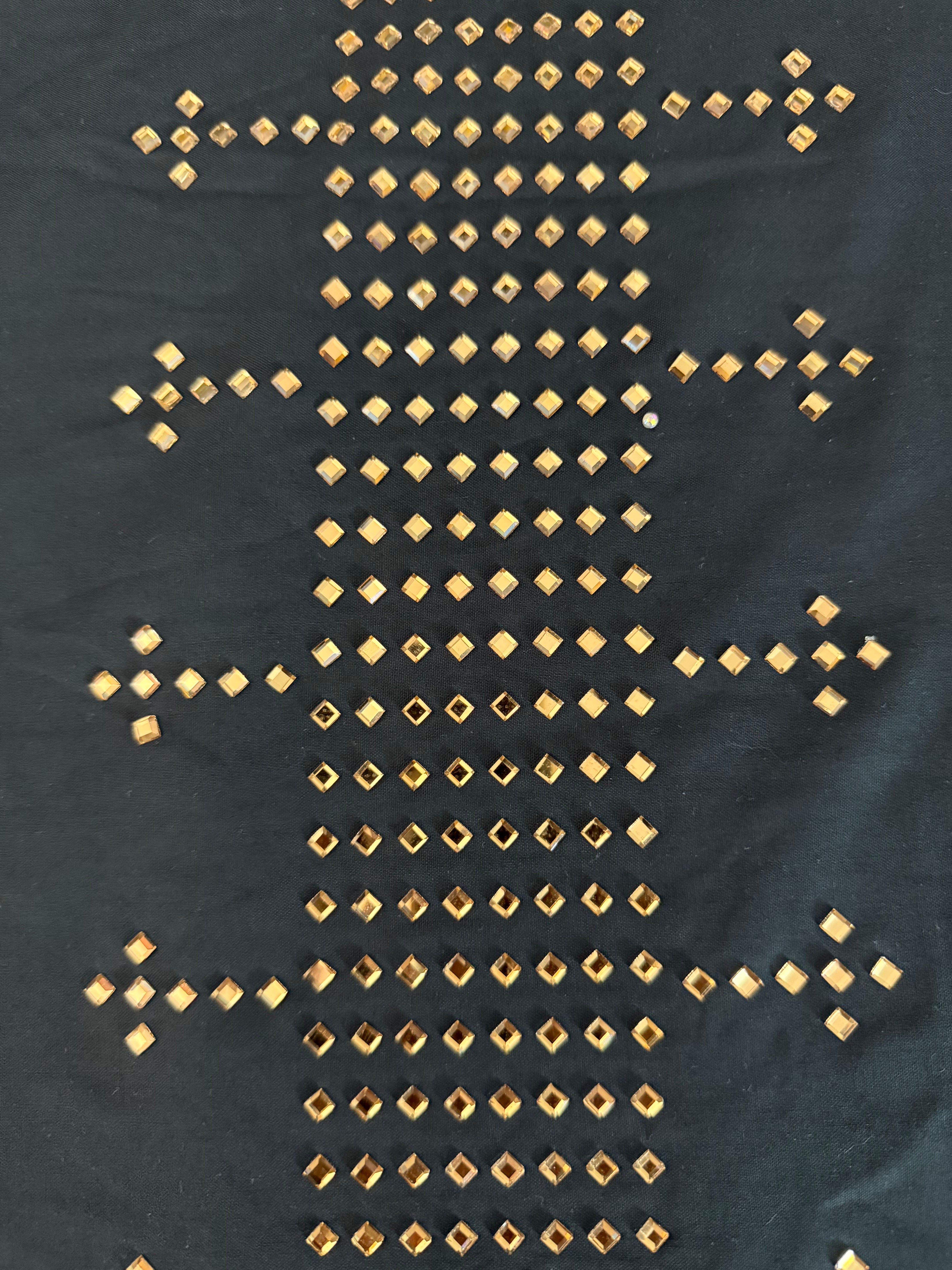 Black & Gold Chadder Shawl – Shesha Mirror Work & Geometric Detailing