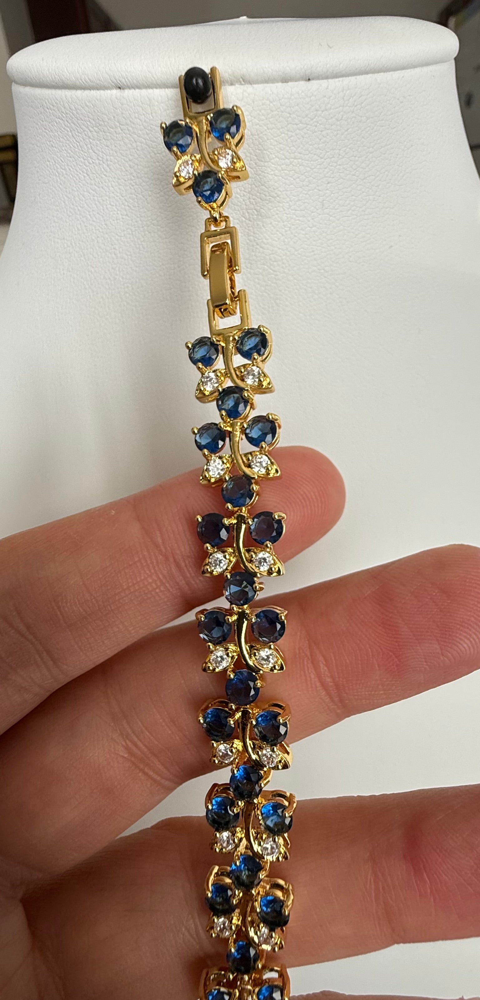 Sapphire Blue Butterfly Crystal Bracelet – Gold Tone Rhinestone Statement Jewelry 7081