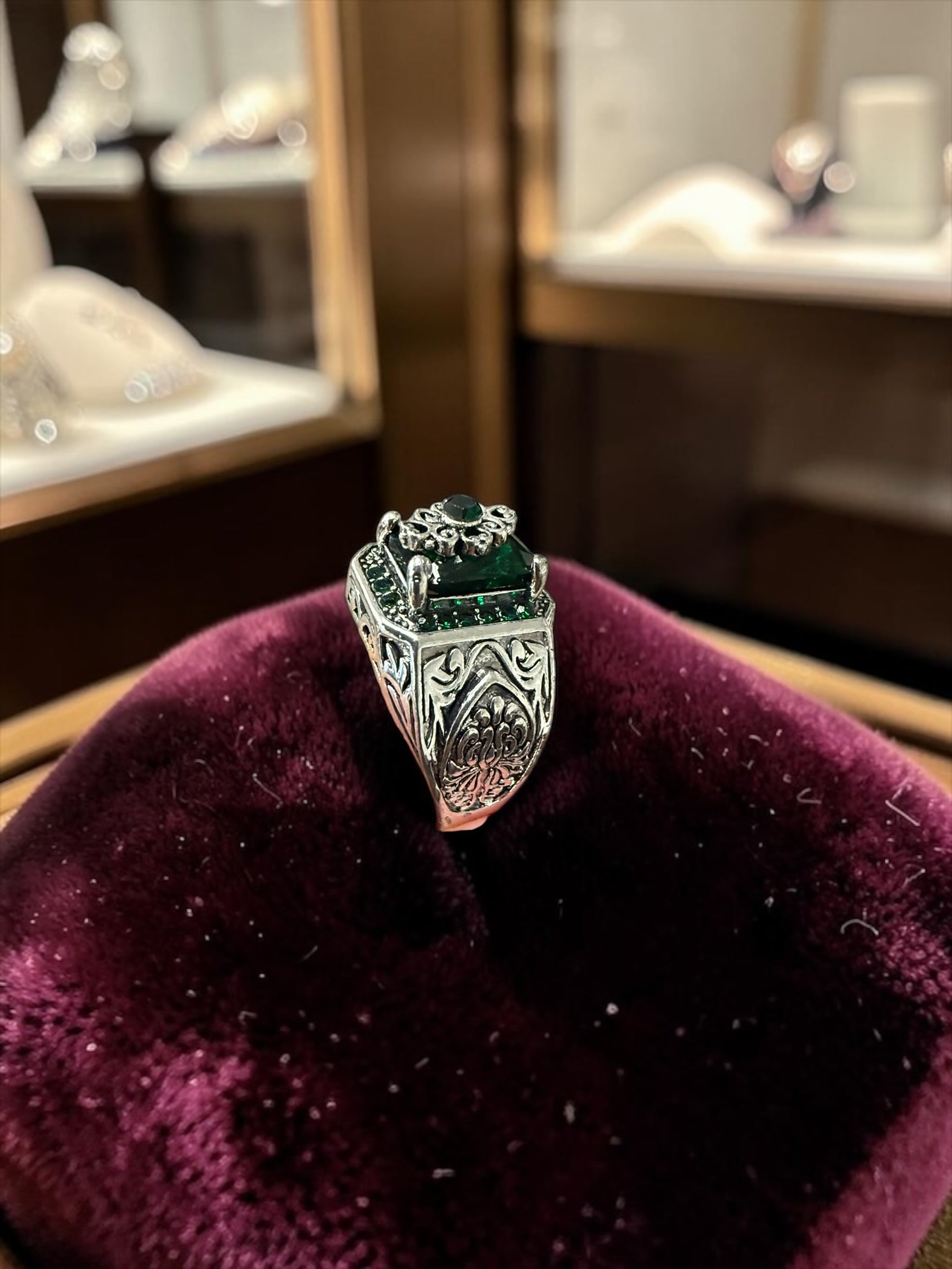 Luqmaan Jewelry Green Stone Ottoman Style Ring