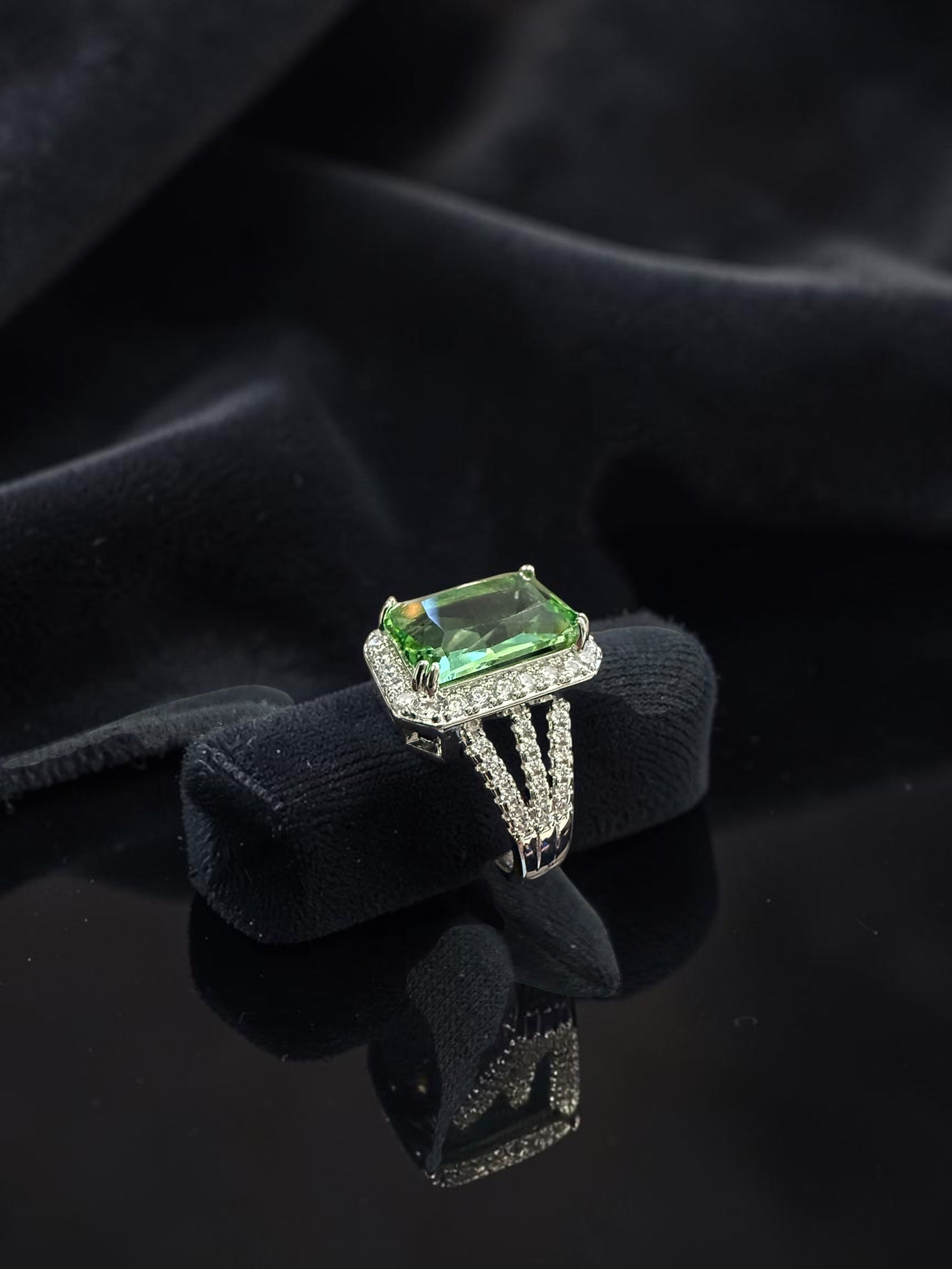 Green Crystal Statement Ring for Women – Silver Plated Halo Cocktail Ring with Split Band GR13
