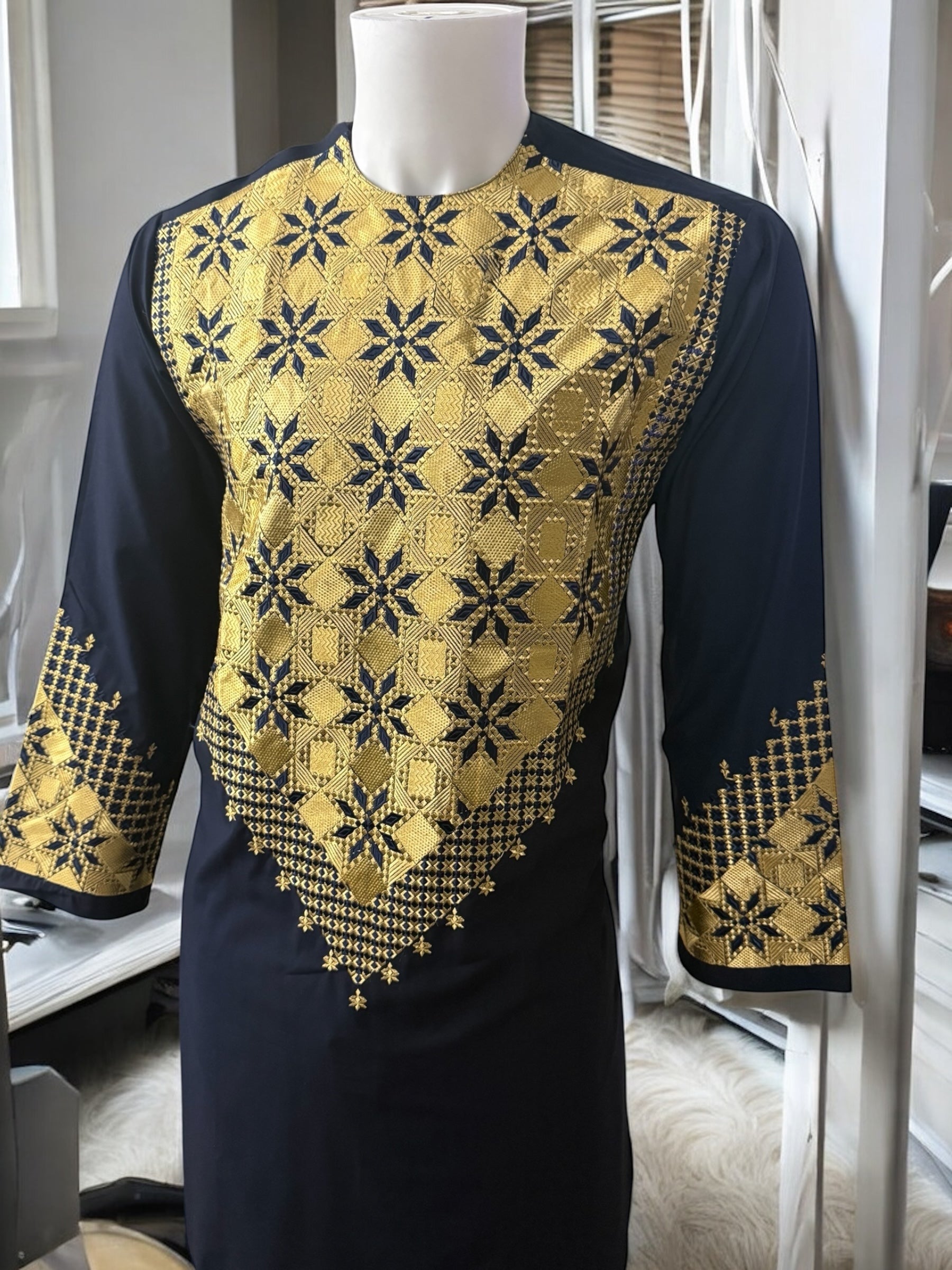 Men’s Navy Blue Parahan Tumban with Gold Embroidery Small