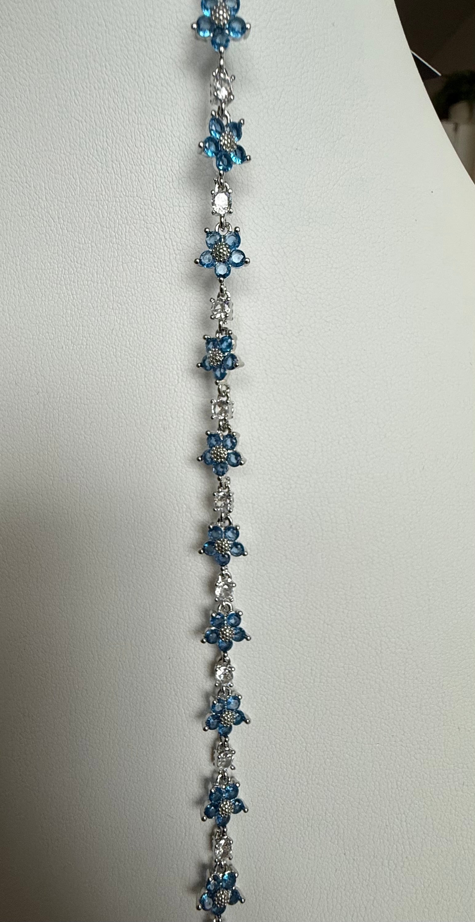 Blue Crystal Flower Bracelet – Silver Tone Floral Rhinestone Link Bracelet for Women 7072