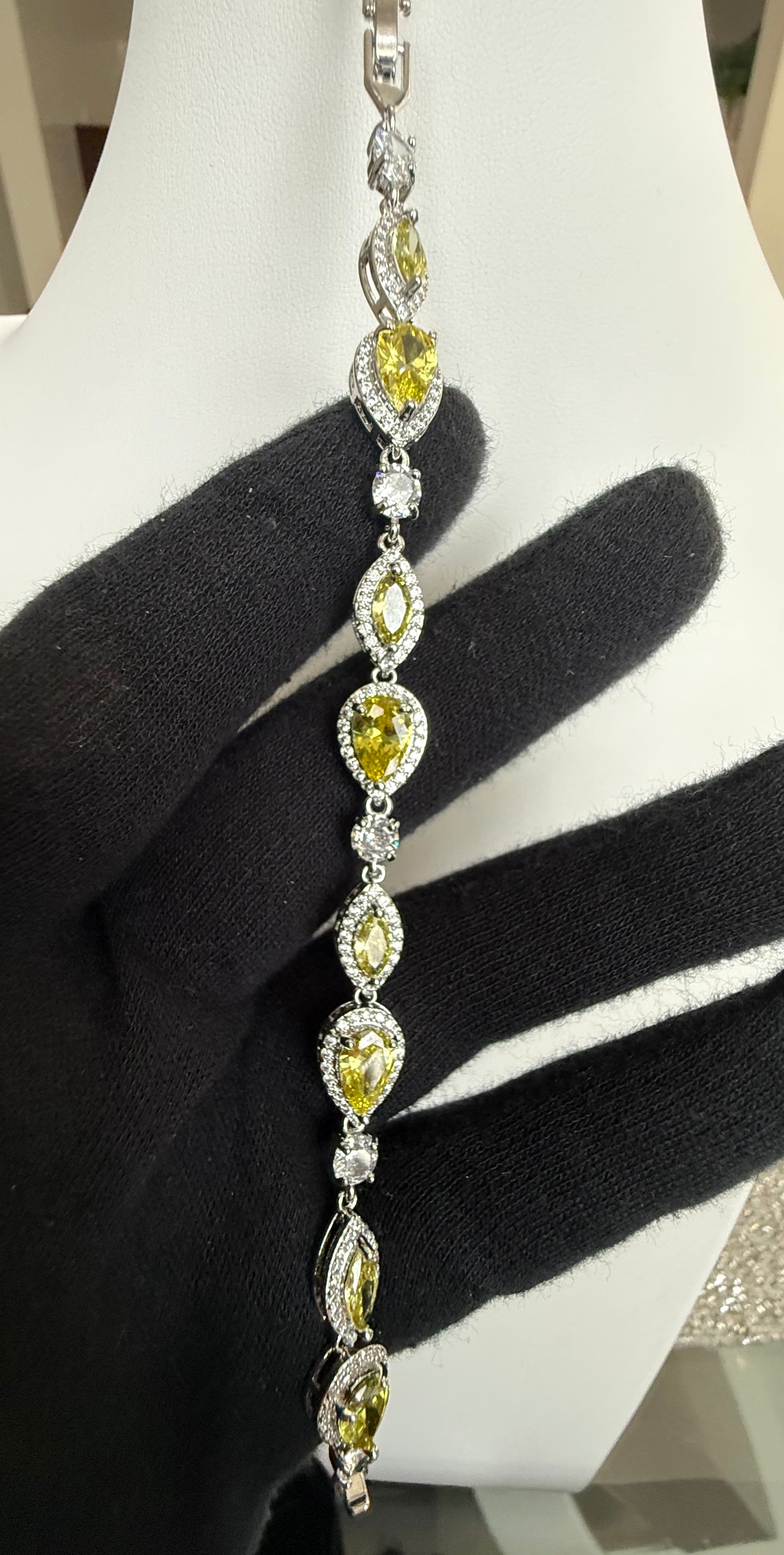Yellow Pear Cut Crystal Halo Bracelet – Silver Tone Elegant Statement Jewelry 7099