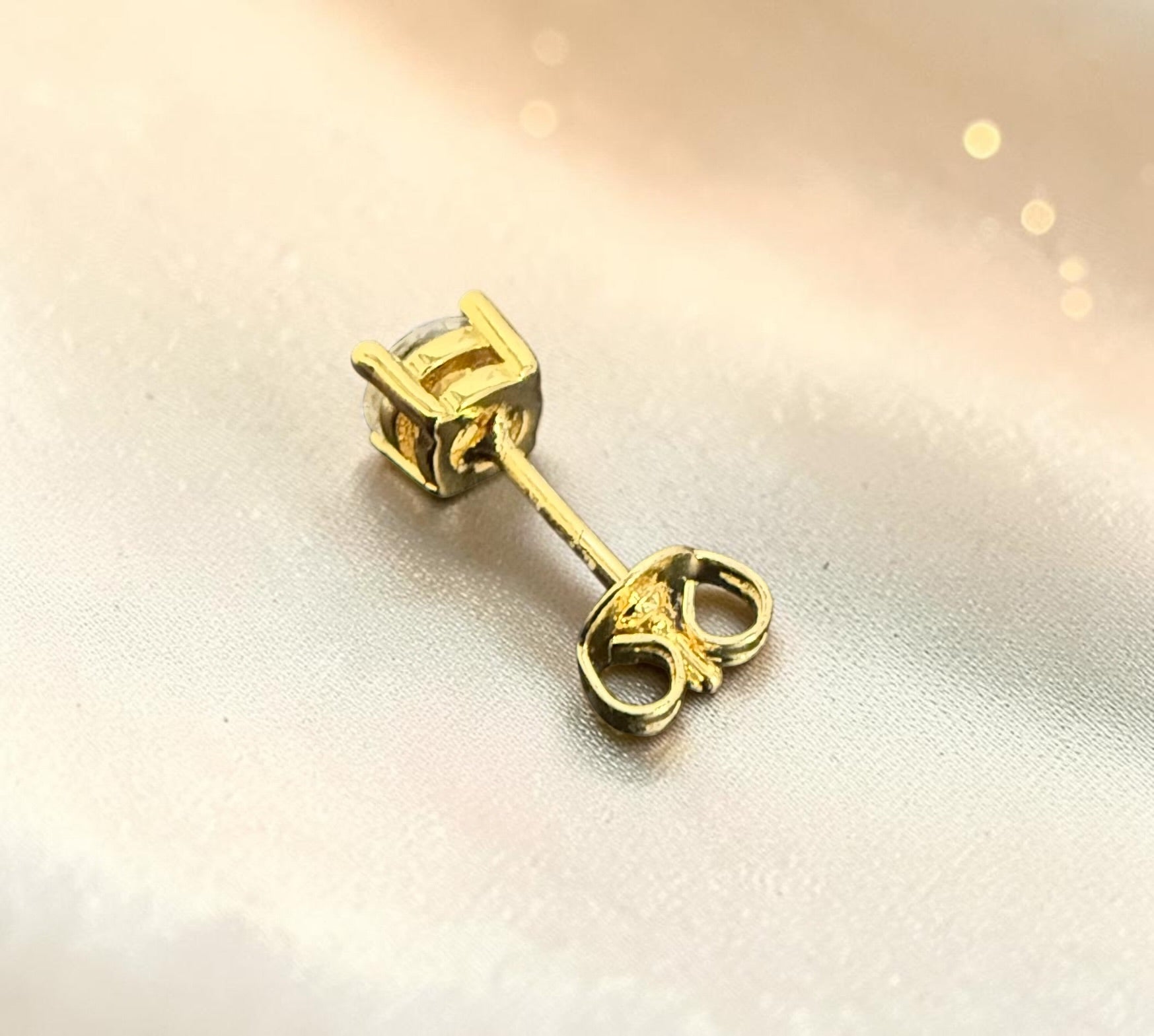 0.5 CT Each Round Moissanite Stud Earrings – Gold & Silver Tone, S925 Posts