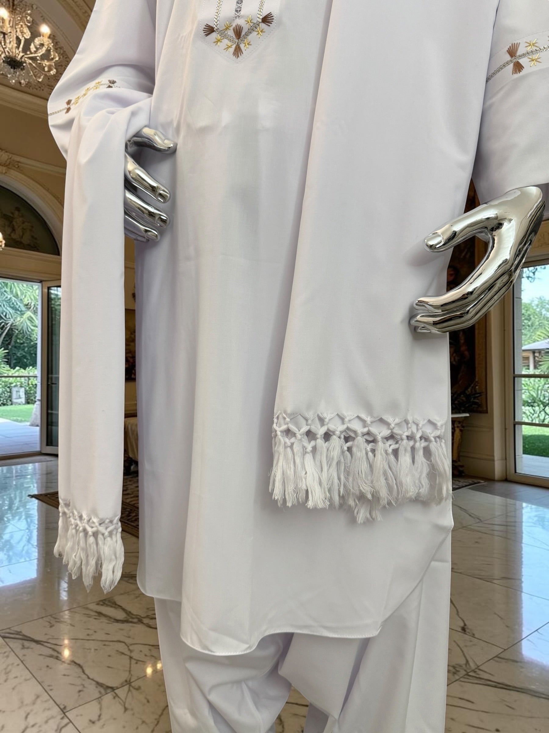 Premium White Patto / Chadder Shawl – Traditional Afghan Style Fringe Scarf