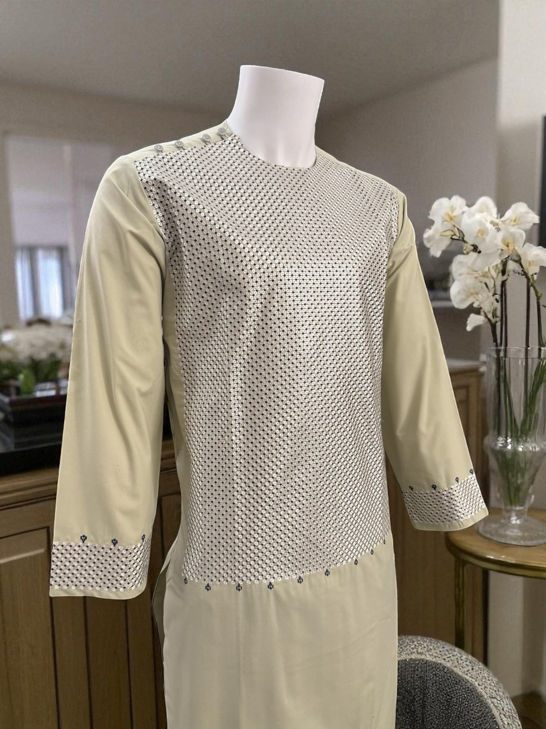 Men’s Pistachio Kameez with Black & Matching Color Machine Embroidery – Small Size | Luqmaan Boutique