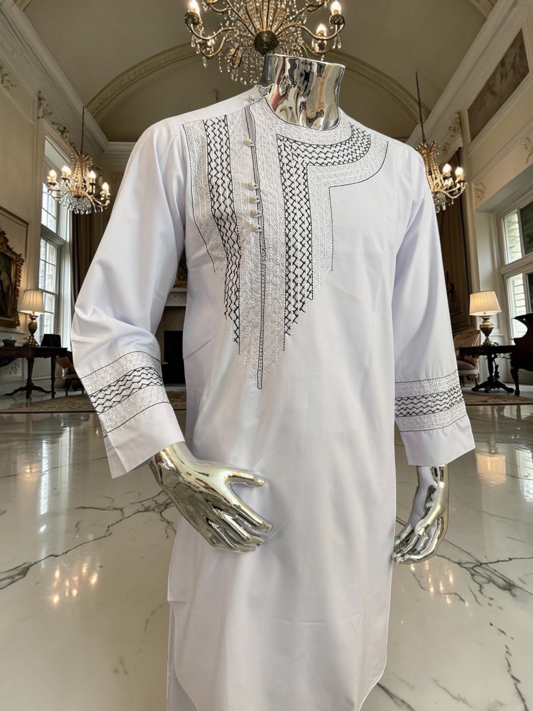 Small Traditional Afghan Men’s Parahan Tunban Hand Embroidered