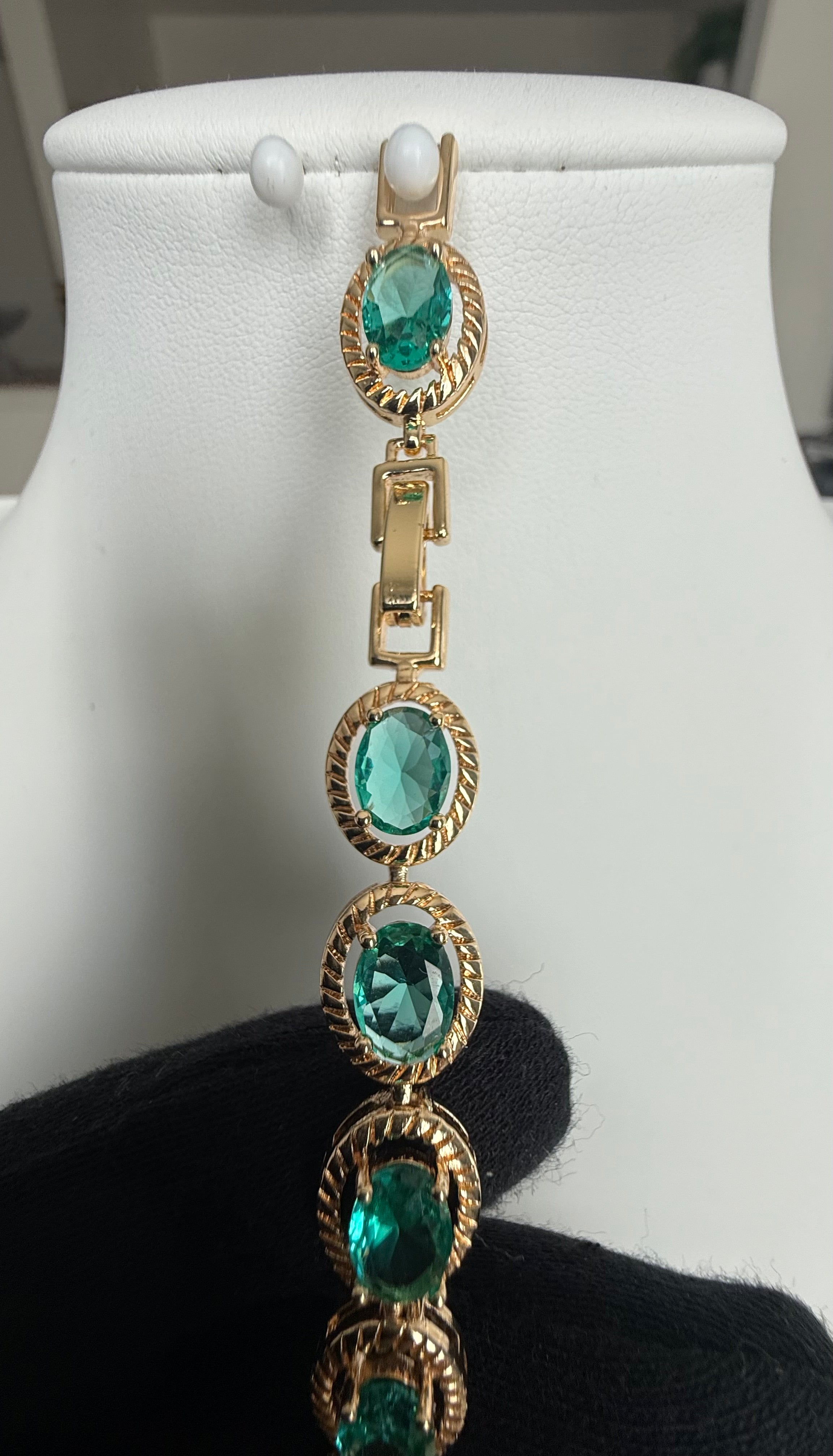 Emerald Green Oval Crystal Gold-Tone Tennis Bracelet | Elegant Statement Jewelry 7276