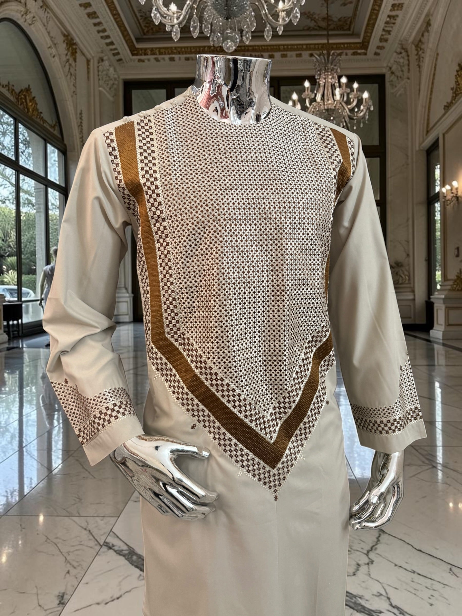 Medium Men’s Cream Parahan Tunban with Premium Machine Embroidery